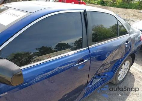 2008 Toyota Camry Le из США, поврежденный, VIN 4T4BE46K98R015046